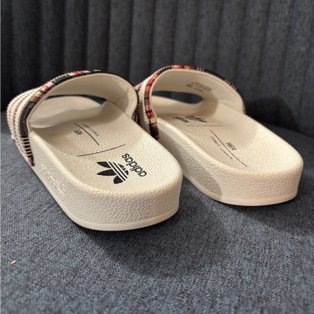 Adidas Athletic Slides - Picture 4 of 6
